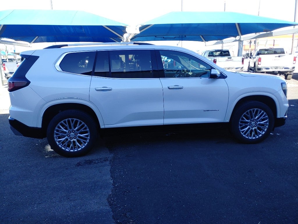 2024 GMC Acadia Denali