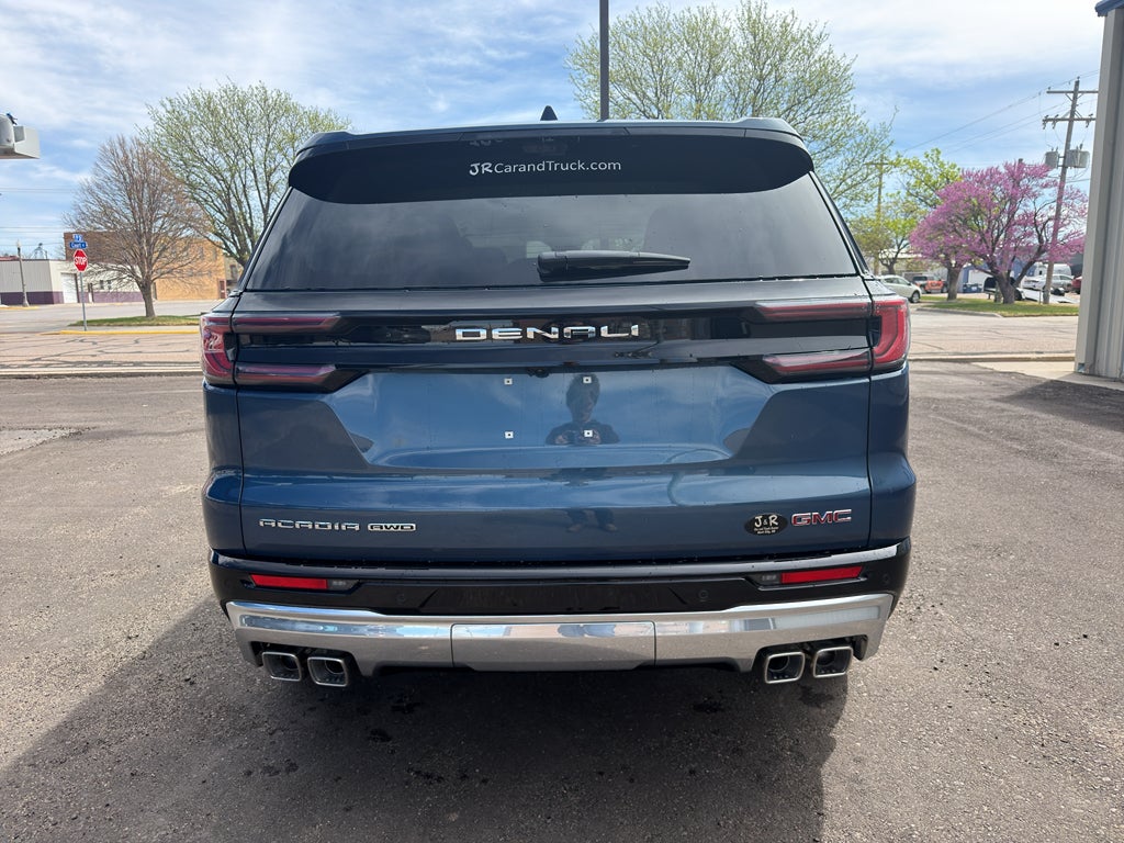 2026 GMC Acadia Denali