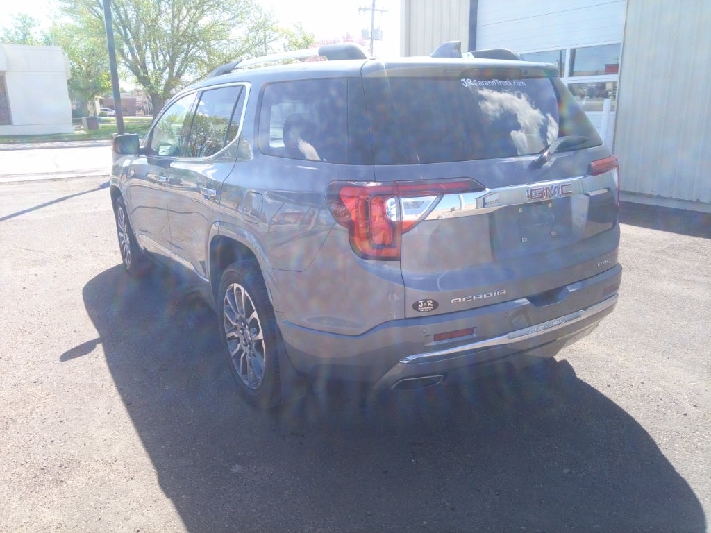 2022 GMC Acadia Denali