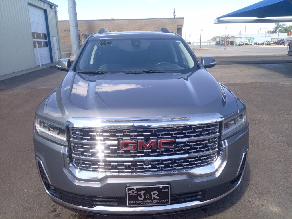 2022 GMC Acadia Denali