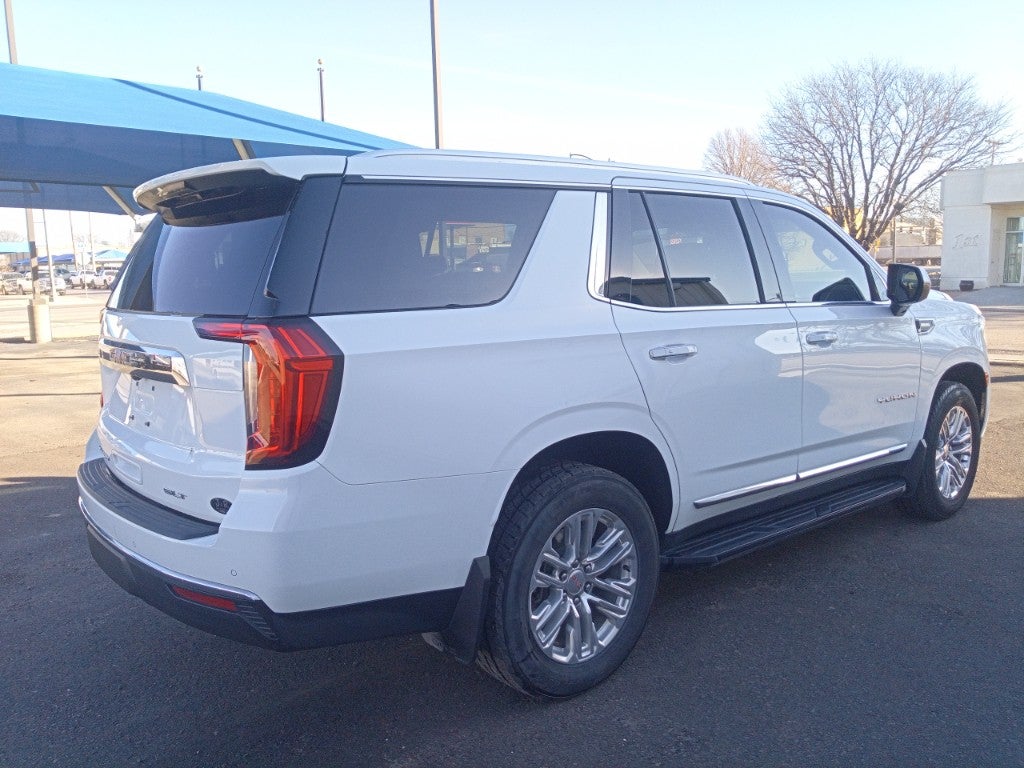 2023 GMC Yukon SLT