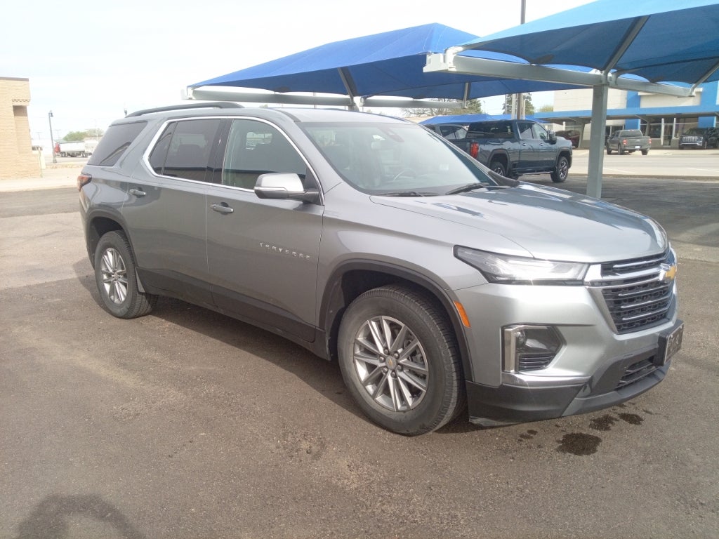 2023 Chevrolet Traverse LT Leather