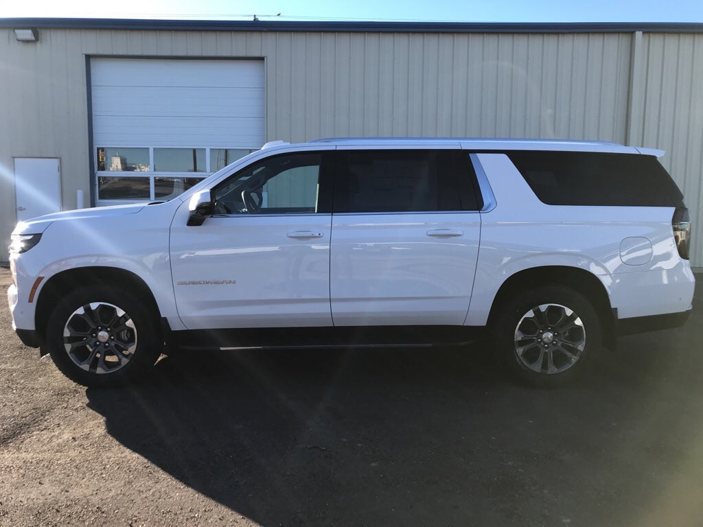 2026 Chevrolet Suburban LT