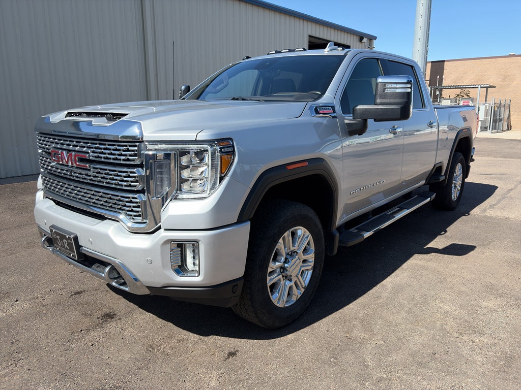 2022 GMC Sierra 4WD Crew Cab Standard Box Denali's photo