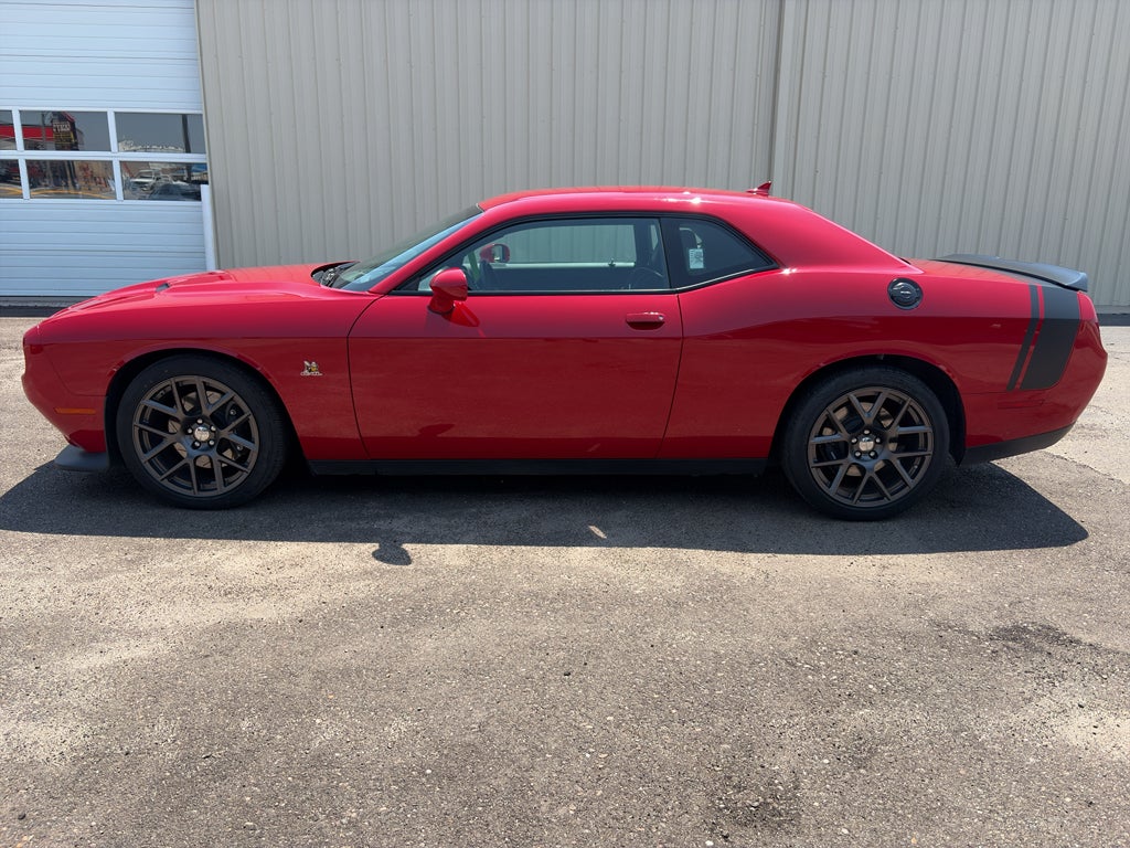 2016 Dodge Challenger R/T Scat Pack