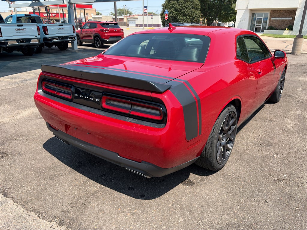 2016 Dodge Challenger R/T Scat Pack