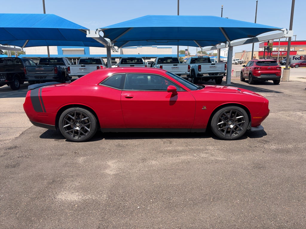 2016 Dodge Challenger R/T Scat Pack