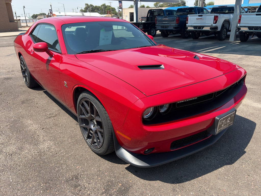 2016 Dodge Challenger R/T Scat Pack