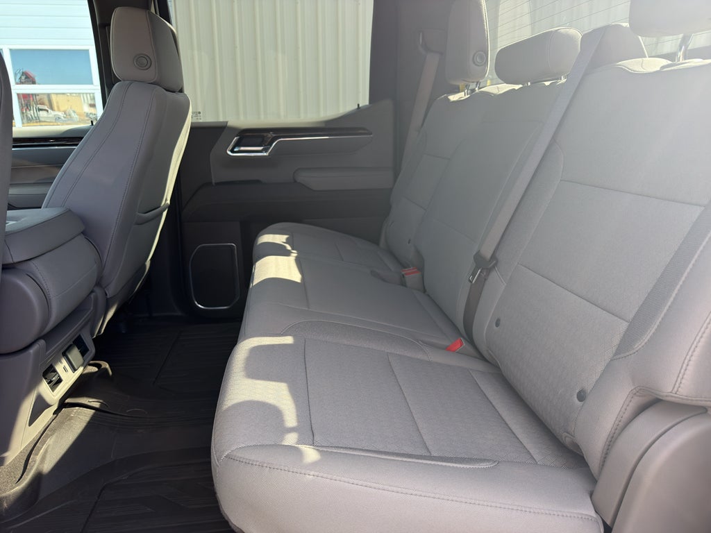 2025 GMC Sierra 1500 SLE