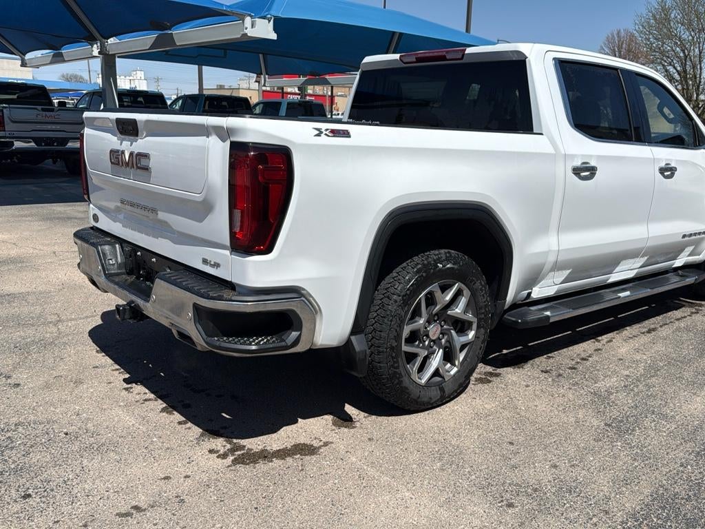 2022 GMC Sierra 1500 SLT