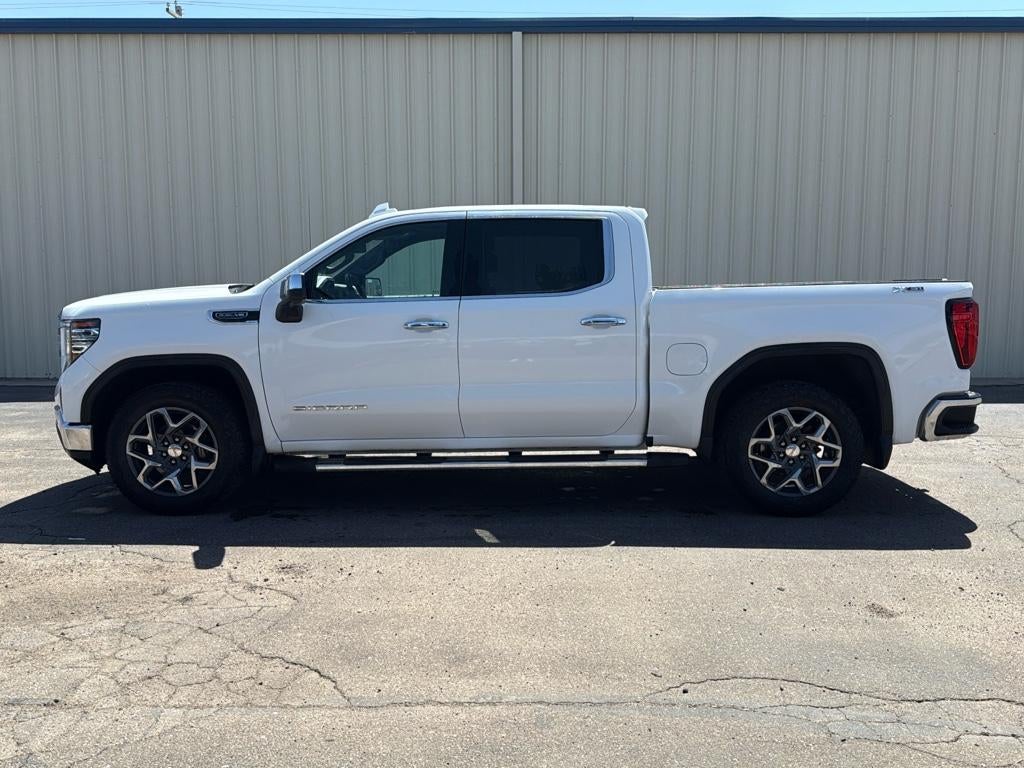 2022 GMC Sierra 1500 SLT