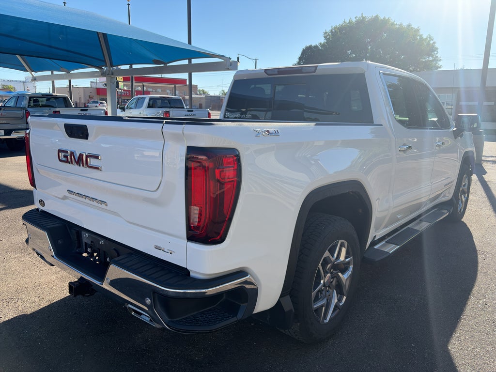 2025 GMC Sierra 1500 SLT