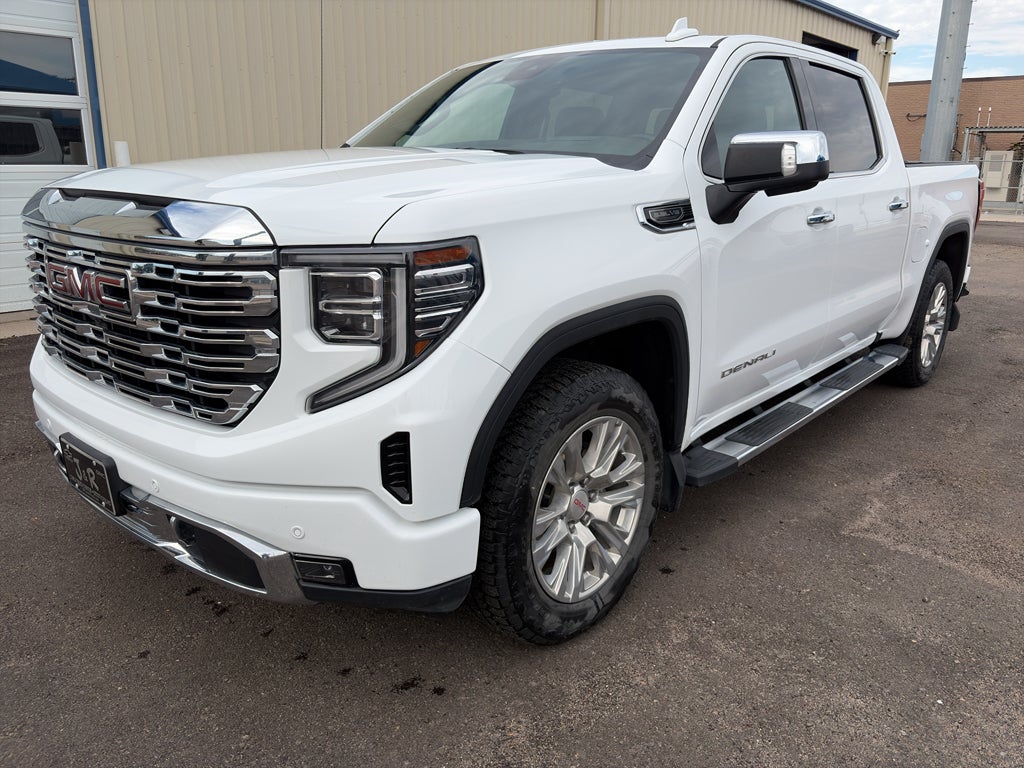 2024 GMC Sierra 4WD Crew Cab Short Box Denali's photo