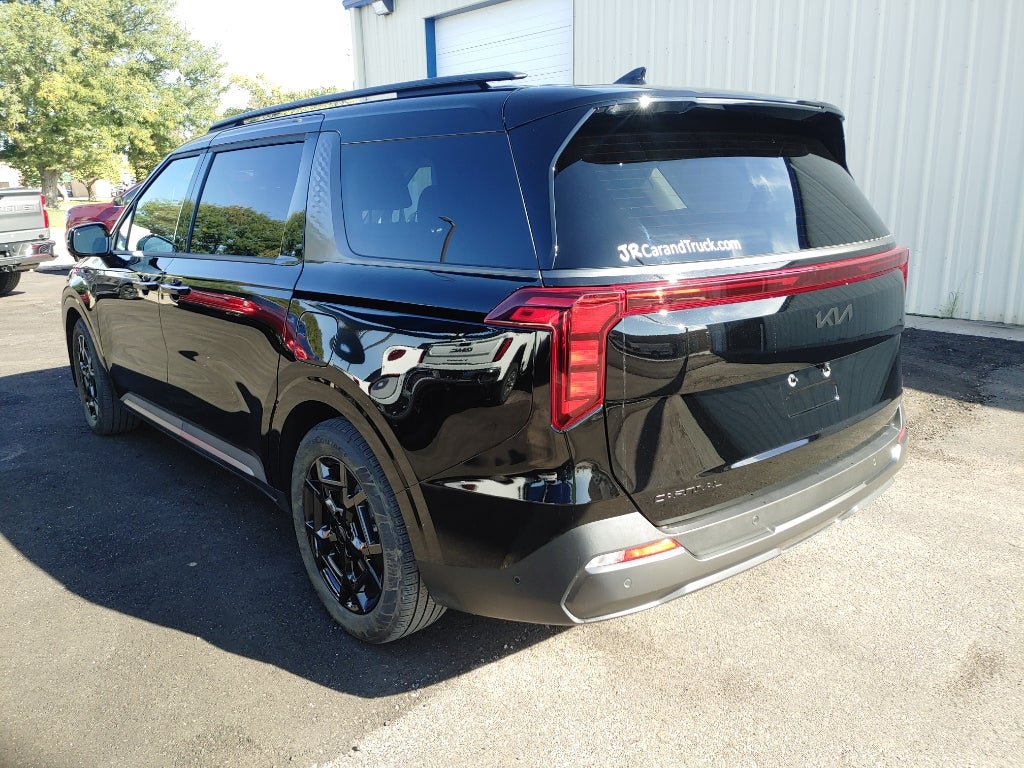 2025 Kia Carnival SX