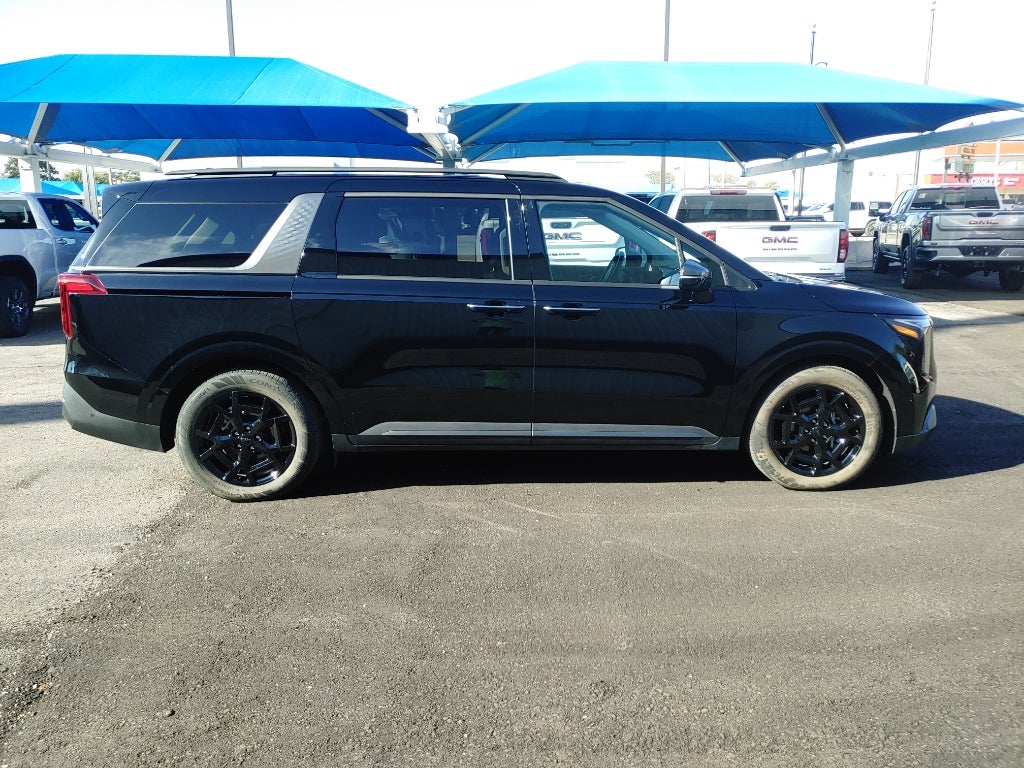 2025 Kia Carnival SX