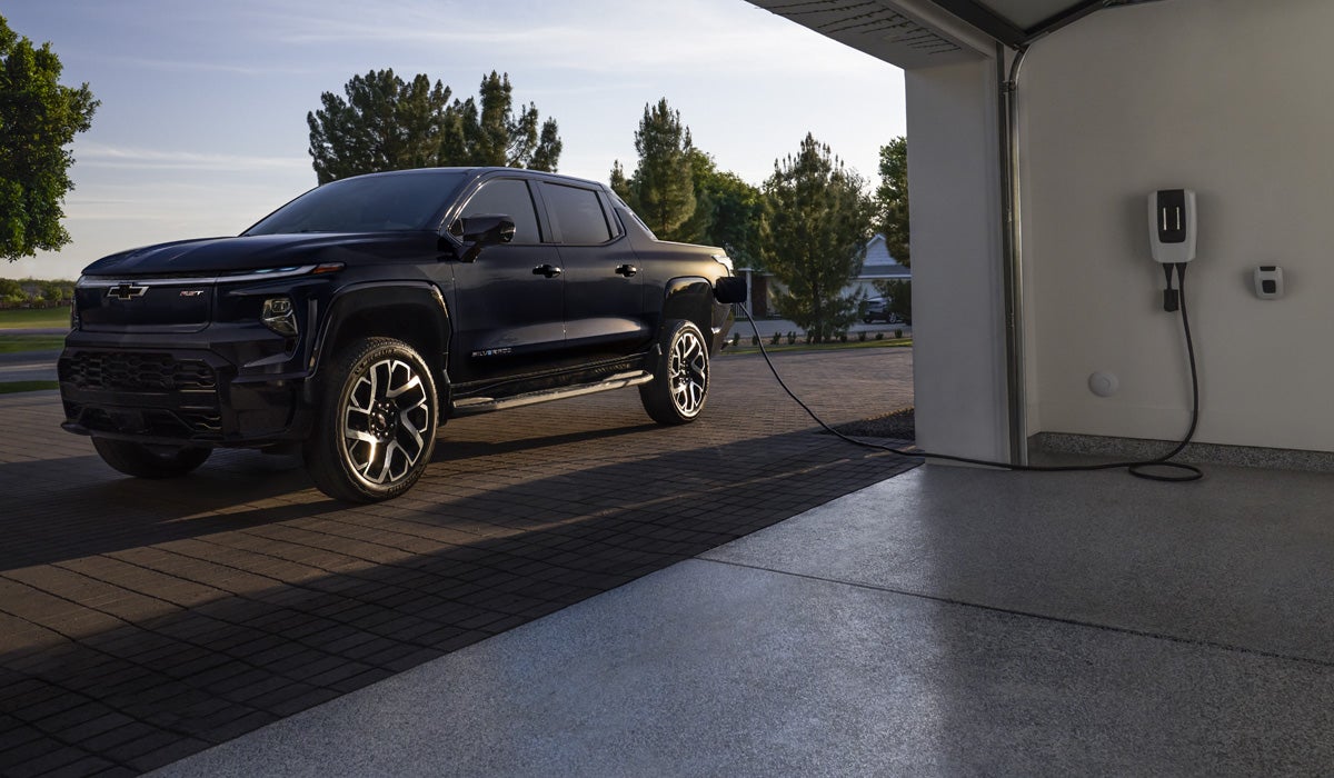 J & R Car and Truck Center in SCOTT CITY KS