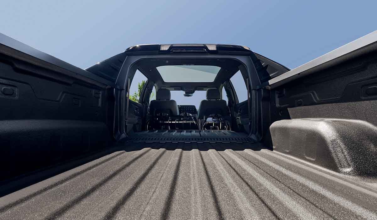 J & R Car and Truck Center in SCOTT CITY KS